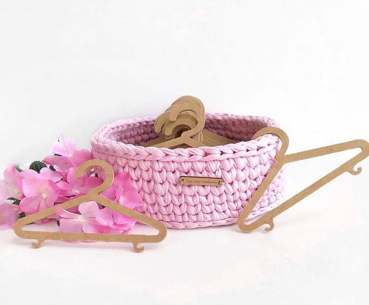 Dolly Hangers